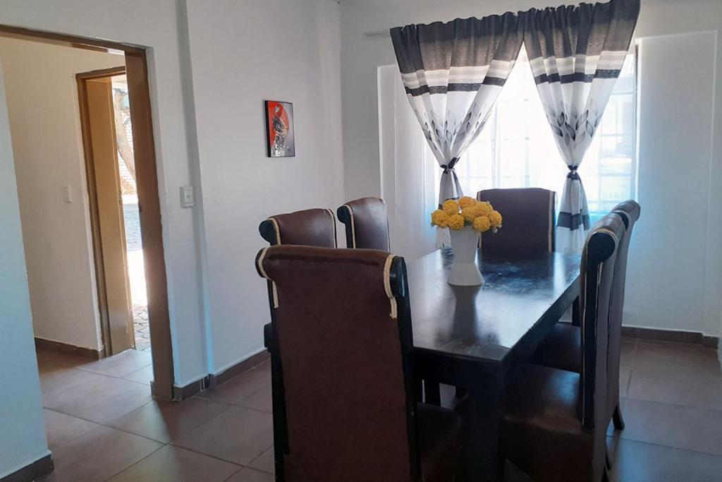 Queens Palace Pretoria Phòng bức ảnh